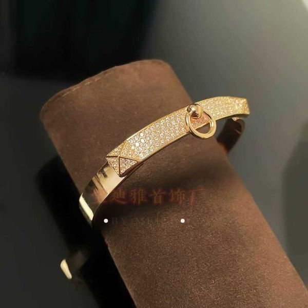 designer hemrres bracelet same h family's full sky star pig nose high version diamond door ring each style complete xrj5, Black
designer hemrres bracelet same h family's full sky star pig nose high version diamond door ring each style complete xrj5, Black