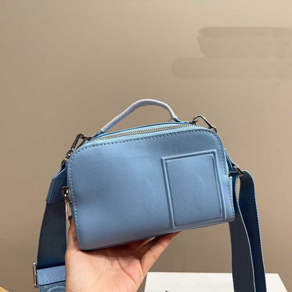designer camera bags wide shoulder strap handbag shoulder crossbody luxury vintage shopping purses 230715
designer camera bags wide shoulder strap handbag shoulder crossbody luxury vintage shopping purses 230715