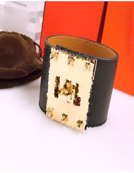 popular brand jewerlry rivet genuine leather bracelet for women wide version7383668, Golden;silver
popular brand jewerlry rivet genuine leather bracelet for women wide version7383668, Golden;silver