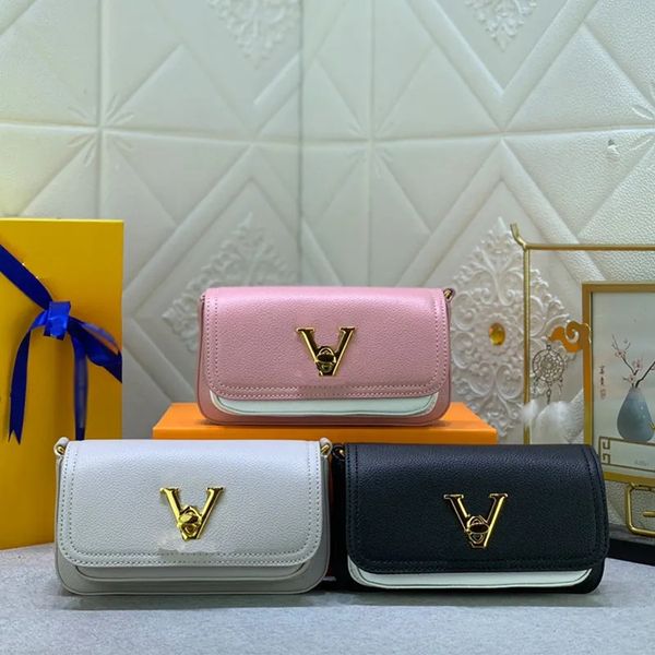 2023 luxury handbag designer crossbody bag calfskin round clamshell womens fashion alphabet bolso womens crossbody bag clamshell mini mobile, Black;red
2023 luxury handbag designer crossbody bag calfskin round clamshell womens fashion alphabet bolso womens crossbody bag clamshell mini mobile, Black;red