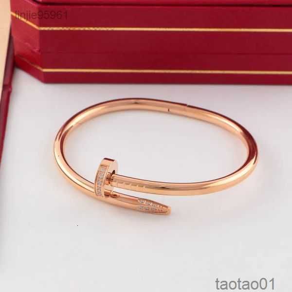 luxury designer bracelet 18k gold is all alloy plating process never fades and not to love jewelry 23rja{category}kfg5, Black
luxury designer bracelet 18k gold is all alloy plating process never fades and not to love jewelry 23rja{category}kfg5, Black