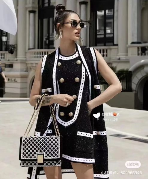 bal2023m new designer dress summer dress for women knitting vest dress women dresses women designer clothing dress dinner party dress mother, White;black
bal2023m new designer dress summer dress for women knitting vest dress women dresses women designer clothing dress dinner party dress mother, White;black