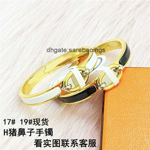 aher mas designer luxury brand enamel bracelet h pig nose bracelet women's bracelet 18k rose gold, Black
aher mas designer luxury brand enamel bracelet h pig nose bracelet women's bracelet 18k rose gold, Black