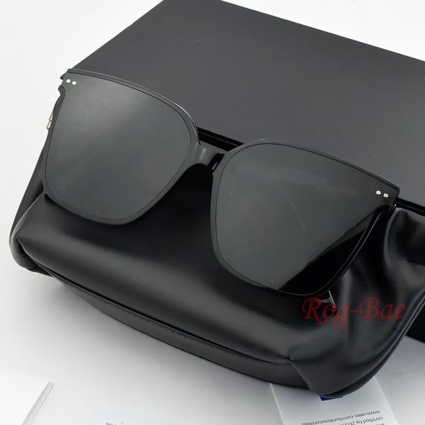 designers sunglasses men women uv400 square square sun glasses lady fashion pilot driving outdoor sports travel beach large-frame sunglass l, White;black
designers sunglasses men women uv400 square square sun glasses lady fashion pilot driving outdoor sports travel beach large-frame sunglass l, White;black