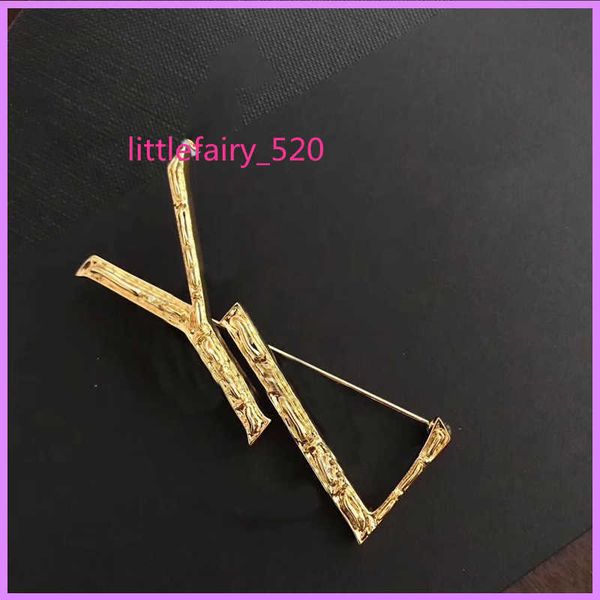 pins brooches 2021 bamboo brooch gold women brooch luxury designer jewelry with letters casual mens for gifts business ladies party d2110076, Gray
pins brooches 2021 bamboo brooch gold women brooch luxury designer jewelry with letters casual mens for gifts business ladies party d2110076, Gray