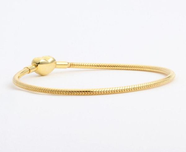 wholesale- love cz diamond bracelet for 925 sterling silver plated 18k gold heart shaped bone chain women's bracelet with box1585555, Golden;silver
wholesale- love cz diamond bracelet for 925 sterling silver plated 18k gold heart shaped bone chain women's bracelet with box1585555, Golden;silver