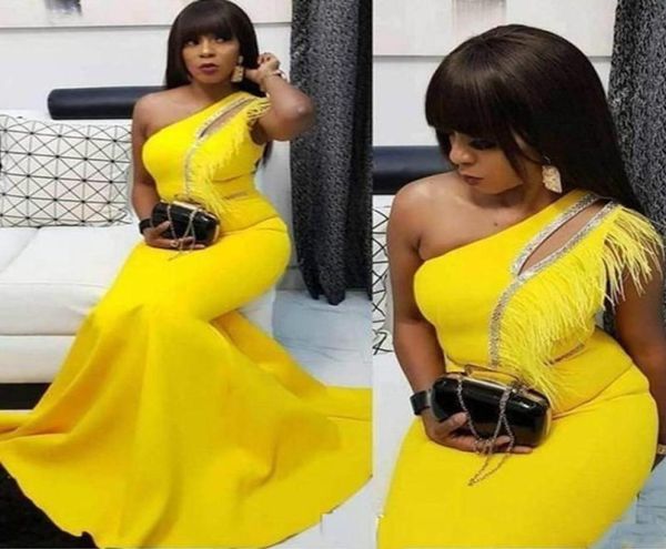 stunning yellow one shoulder feather mermaid evening dresses 2020 satin black girl african party prom dresses pageant gown robe de9450490, Black;red
stunning yellow one shoulder feather mermaid evening dresses 2020 satin black girl african party prom dresses pageant gown robe de9450490, Black;red