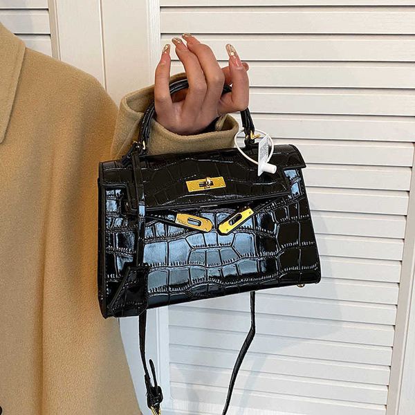 designer kelys tote bag mini handbag 2023 new niche brand high-end shoulder bag versatile crossbody live streaming women'srtz0
designer kelys tote bag mini handbag 2023 new niche brand high-end shoulder bag versatile crossbody live streaming women'srtz0