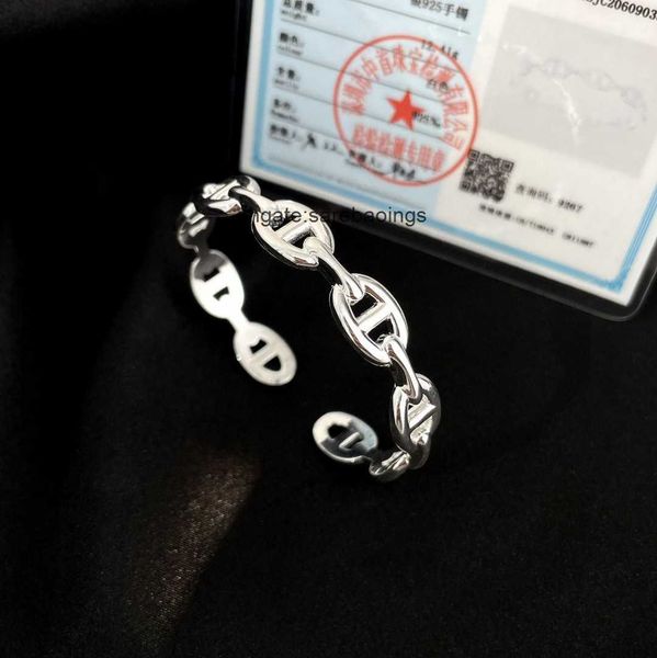 aher mas designer luxury brand enamel bracelet luxury silver pig nose bracelet h bracelet for men and women with advanced, Black
aher mas designer luxury brand enamel bracelet luxury silver pig nose bracelet h bracelet for men and women with advanced, Black