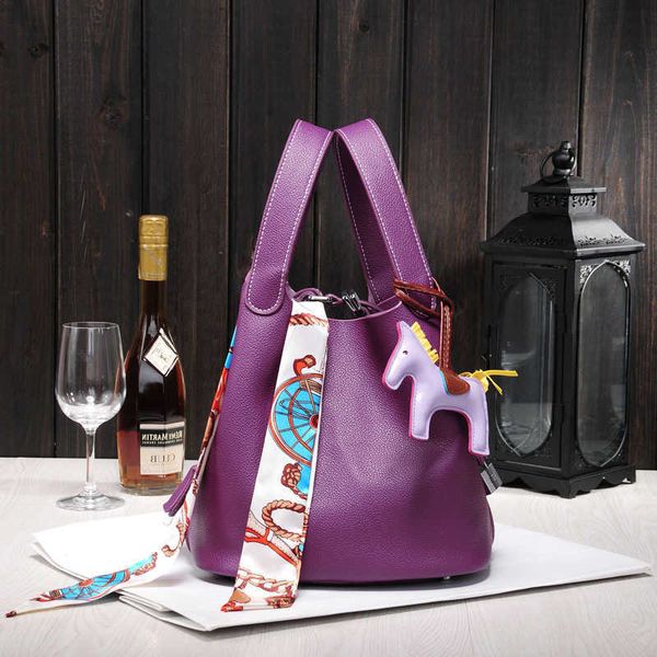 high original h ermes vegetable basket bags online shop 2023 cowhide bucket bag simple women's lychee pattern small square portable sho
high original h ermes vegetable basket bags online shop 2023 cowhide bucket bag simple women's lychee pattern small square portable sho