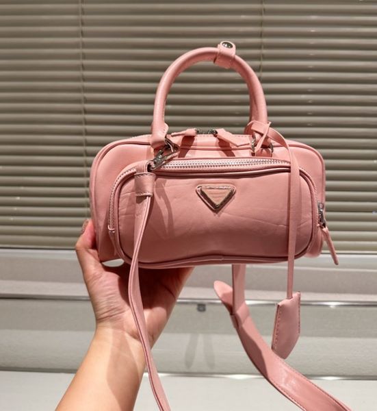 designer -women's handbag camera bag pillow shape with shoulder strap large capacity fashion 23cm
designer -women's handbag camera bag pillow shape with shoulder strap large capacity fashion 23cm