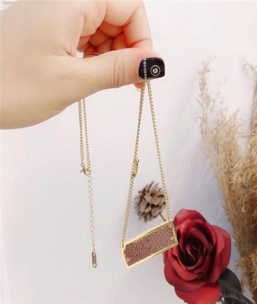 luxury designer jewelry women necklace gold lock pendant for men elegant silver chain necklaces and earrings4941619
luxury designer jewelry women necklace gold lock pendant for men elegant silver chain necklaces and earrings4941619