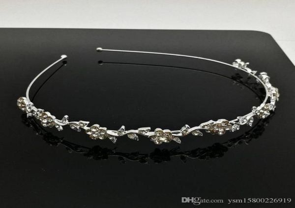 5pcs silver plated crystal wedding bridal headband tiara hair band lady fashion7021812
5pcs silver plated crystal wedding bridal headband tiara hair band lady fashion7021812