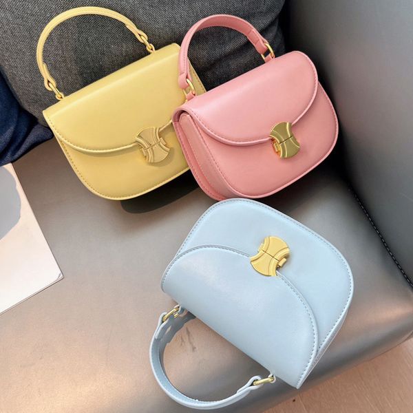 mini totes crossbody besace triomphe evening bags genuine leather womens luxurys designer fashion strap hand bag underarm shoulder envelope
mini totes crossbody besace triomphe evening bags genuine leather womens luxurys designer fashion strap hand bag underarm shoulder envelope