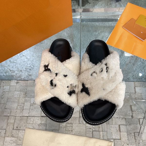 womens sandals new woolen sheepskin winter slippers fur one piece lamb wool warm and comfortable wear resistant flat indoor casual shoes, Black
womens sandals new woolen sheepskin winter slippers fur one piece lamb wool warm and comfortable wear resistant flat indoor casual shoes, Black