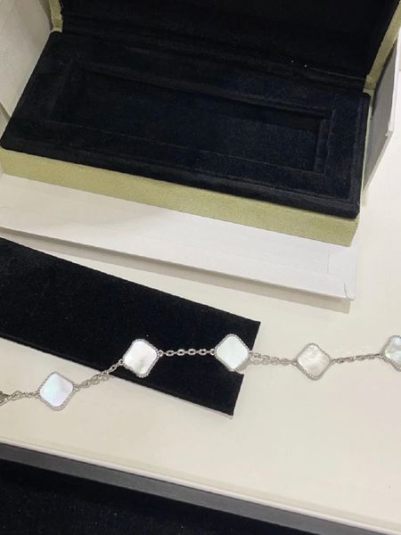 designer bracelet silver flowertennis diamond chain fashion jewelry four-leaf clover women wholesale birthday gift exquisite wedd multi-colo, Golden;silver
designer bracelet silver flowertennis diamond chain fashion jewelry four-leaf clover women wholesale birthday gift exquisite wedd multi-colo, Golden;silver