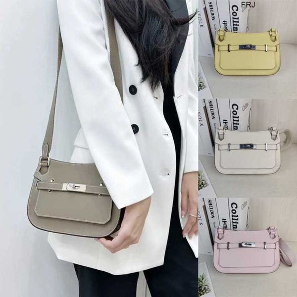 jypsieres h ermes bags 2023 new mini gypsy head layer swift cowhide single shoulder underarm wrap with genuine leather crossbody for women h
jypsieres h ermes bags 2023 new mini gypsy head layer swift cowhide single shoulder underarm wrap with genuine leather crossbody for women h