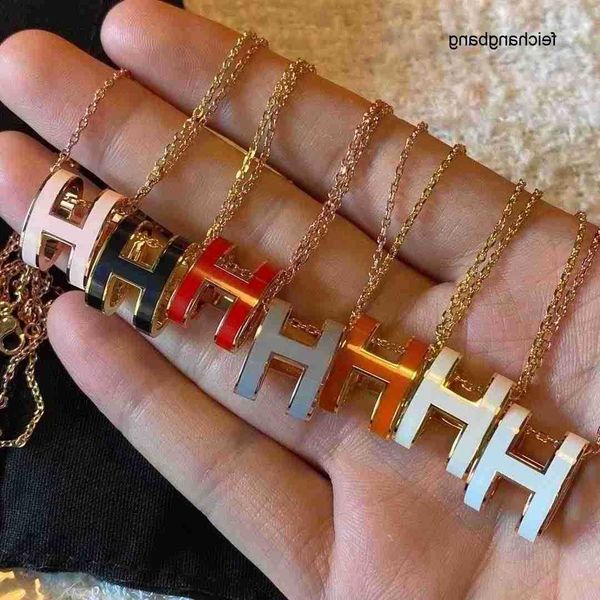 casual h ermes designer necklace netizen ins high version h letter pendant feminine style simple titanium steel oval drop oil rose gold lock, Black
casual h ermes designer necklace netizen ins high version h letter pendant feminine style simple titanium steel oval drop oil rose gold lock, Black