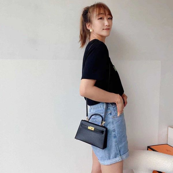 designer kelys tote bag star's same leather palm grain women's handbag mini kelys's second generation one shoulder messenger
designer kelys tote bag star's same leather palm grain women's handbag mini kelys's second generation one shoulder messenger