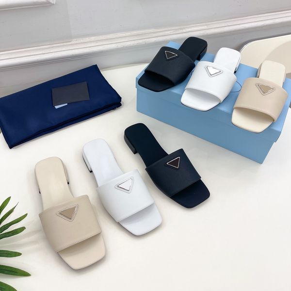 designer slippers women fashion beach sandals black white indoor beaches slides lady slider causal sandals size 35-42
designer slippers women fashion beach sandals black white indoor beaches slides lady slider causal sandals size 35-42