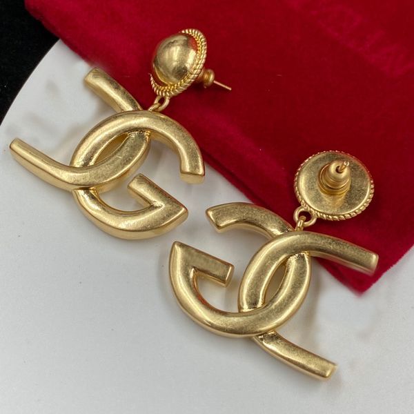metal lettering bright face earrings earrings pendant temperament fashionable all matching party travel youth romance, Golden
metal lettering bright face earrings earrings pendant temperament fashionable all matching party travel youth romance, Golden