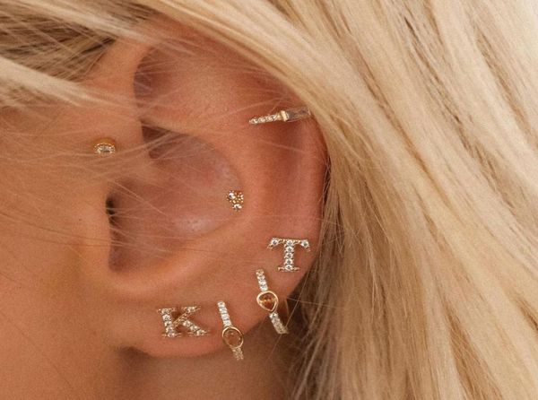 1pair of cute mini 925 sterling silver geometric english letters stud earrings for women gold alphabet zircon studs g3532266, Golden;silver
1pair of cute mini 925 sterling silver geometric english letters stud earrings for women gold alphabet zircon studs g3532266, Golden;silver