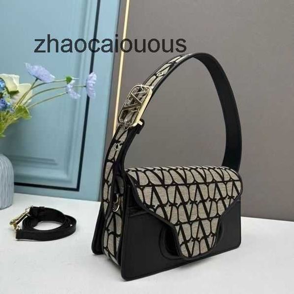 fashion canvas handbags handbag valentins printed bags designer women cowhide lightweight luxury stylish underarm women's portable shou
fashion canvas handbags handbag valentins printed bags designer women cowhide lightweight luxury stylish underarm women's portable shou