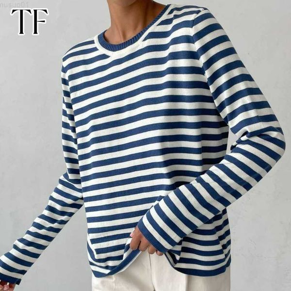 women's sweaters autumn classic knitted stripe sweater women's 2023 loose casual zipper women's fashion t-shirt o-neck sweate, White;black
women's sweaters autumn classic knitted stripe sweater women's 2023 loose casual zipper women's fashion t-shirt o-neck sweate, White;black