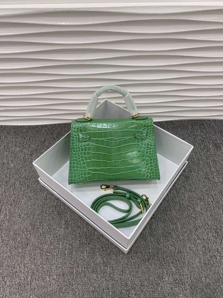 designer kelys tote bag new 2023 summer generation mini bag crocodile grain leather h home women's cow one shoulder hand20h8
designer kelys tote bag new 2023 summer generation mini bag crocodile grain leather h home women's cow one shoulder hand20h8