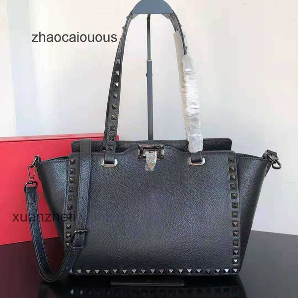 classic valentins women's handbag designer shopping women classic rivet bags portable fashion shoulder pattern mommy tote w5d8 
classic valentins women's handbag designer shopping women classic rivet bags portable fashion shoulder pattern mommy tote w5d8