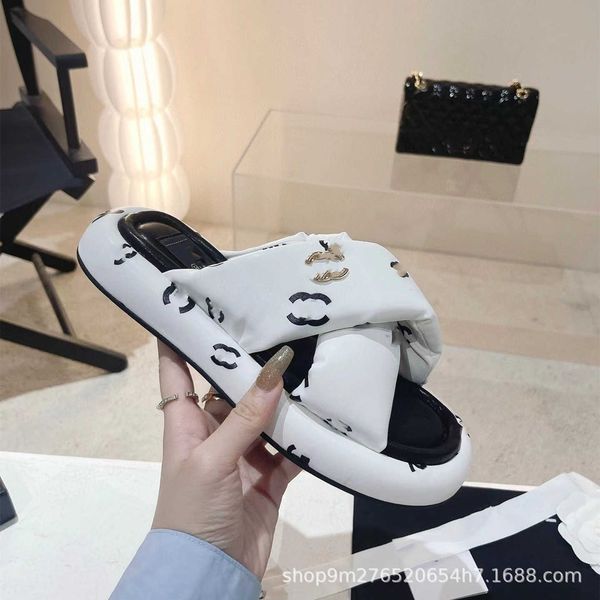 slippers channel designers shoes sandals cross bread slippers new thick soled raised soft soled sandals sweet printed casual women's sh, Black
slippers channel designers shoes sandals cross bread slippers new thick soled raised soft soled sandals sweet printed casual women's sh, Black