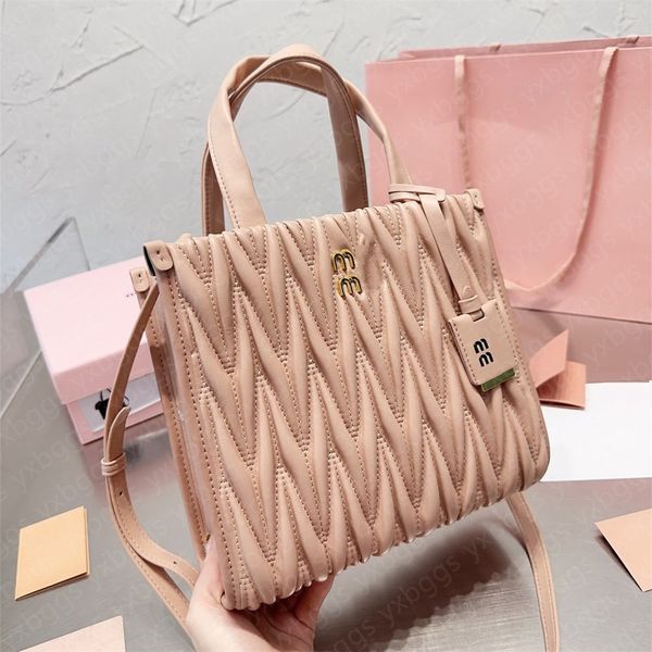 luxurys designers women shoulder bags cross body lambskin handbags fashion bag wallet phone bao wallets card holder shopping tote
luxurys designers women shoulder bags cross body lambskin handbags fashion bag wallet phone bao wallets card holder shopping tote
