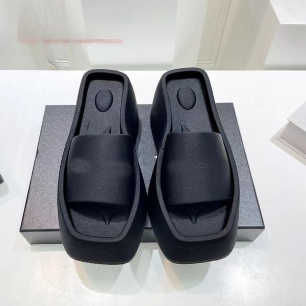 slippers high version thick sole slippers summer sponge cake shoes height versatile solid color one line slipper for women 230717, Black
slippers high version thick sole slippers summer sponge cake shoes height versatile solid color one line slipper for women 230717, Black