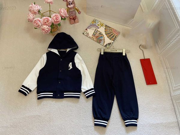 designer kids tracksuit fashion autumn baby suit size 100-160 cm 2pcs panel design hooded jacket and sports pants july08, White
designer kids tracksuit fashion autumn baby suit size 100-160 cm 2pcs panel design hooded jacket and sports pants july08, White