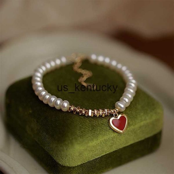 charm bracelets fashion natural pearl beaded jewelry bracelet women new heart-shed pendant bangles gift for girls r230718, Golden;silver
charm bracelets fashion natural pearl beaded jewelry bracelet women new heart-shed pendant bangles gift for girls r230718, Golden;silver