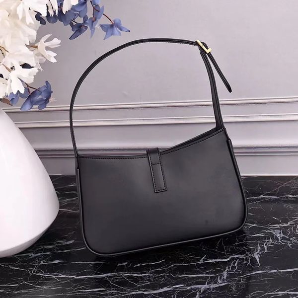 luxury handbag designer shoulder bag women underarm bag leather purse adjustable shoulder strap hobo bag handbags inall categories, Black;red
luxury handbag designer shoulder bag women underarm bag leather purse adjustable shoulder strap hobo bag handbags inall categories, Black;red