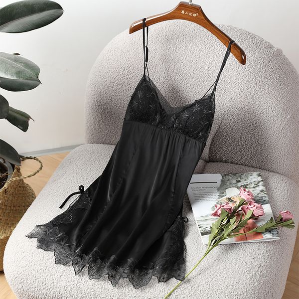 pyjamas black sleeveless nightdress women sleewpear nightgown summer lace mini suspender nightwear v-neck satin home dressing gown 230718, Red;black
pyjamas black sleeveless nightdress women sleewpear nightgown summer lace mini suspender nightwear v-neck satin home dressing gown 230718, Red;black