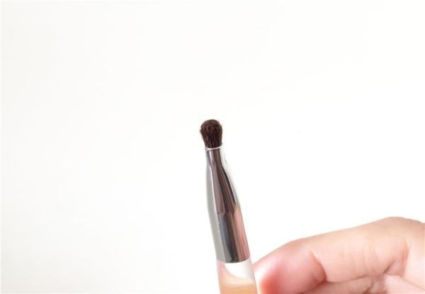 trish mcevoy brush 41 precision smudge - large head full coverage foundation makeup brush blender tool8626702
trish mcevoy brush 41 precision smudge - large head full coverage foundation makeup brush blender tool8626702