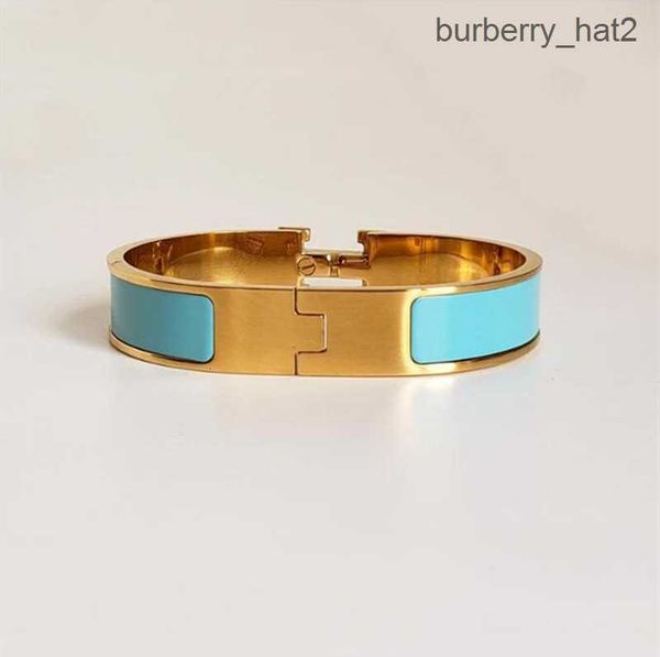 2022 designer design bangle stainless steel gold buckle bracelet fashion jewelry men and women bracelets, Black
2022 designer design bangle stainless steel gold buckle bracelet fashion jewelry men and women bracelets, Black