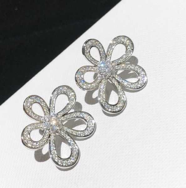 ladies love screw ear studs party wedding van 15cleef couple gift love earring fashion luxury designer arpels bracelet a49045553, Golden;silver
ladies love screw ear studs party wedding van 15cleef couple gift love earring fashion luxury designer arpels bracelet a49045553, Golden;silver