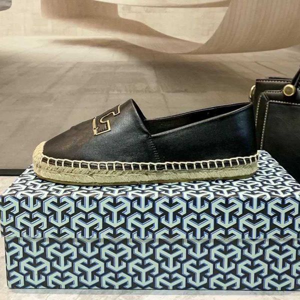 channel flat 2023 designer brand fisherman shoes women's fashion one-step spring and autumn woven casual single shoe leather loafers dr, Black
channel flat 2023 designer brand fisherman shoes women's fashion one-step spring and autumn woven casual single shoe leather loafers dr, Black