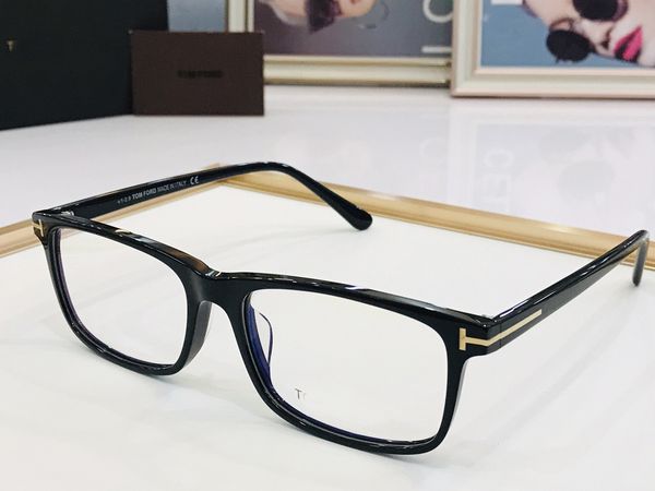 fashion korean joker camellia oleifera abel. tom sunglasses for men and women, White;black
fashion korean joker camellia oleifera abel. tom sunglasses for men and women, White;black
