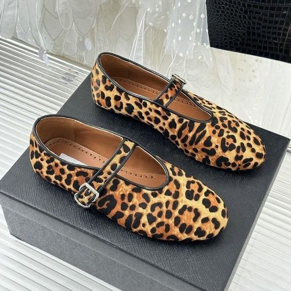 alaia shoes womens shoe designer shoes summer round head rhinestone hlat shoes womens luxury leather rrvet buckle mary jane shoes comfortabl, Black
alaia shoes womens shoe designer shoes summer round head rhinestone hlat shoes womens luxury leather rrvet buckle mary jane shoes comfortabl, Black