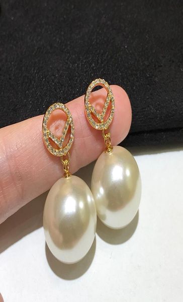 luxurys women designers stud gold earring diamond pearl earrings ear stud womens designer studs birthday gift letters f 221121062484422, Golden;silver
luxurys women designers stud gold earring diamond pearl earrings ear stud womens designer studs birthday gift letters f 221121062484422, Golden;silver