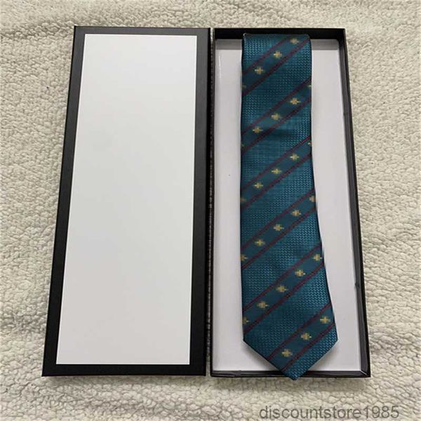 2023 designer ties men neck ties fashion mens neckties letter print handmade business leisure cravat 100% silk luxury with original box 6985, Blue;purple
2023 designer ties men neck ties fashion mens neckties letter print handmade business leisure cravat 100% silk luxury with original box 6985, Blue;purple