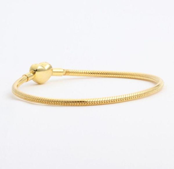 wholesale- love cz diamond bracelet for 925 sterling silver plated 18k gold heart shaped bone chain women's bracelet with box1270913, Golden;silver
wholesale- love cz diamond bracelet for 925 sterling silver plated 18k gold heart shaped bone chain women's bracelet with box1270913, Golden;silver