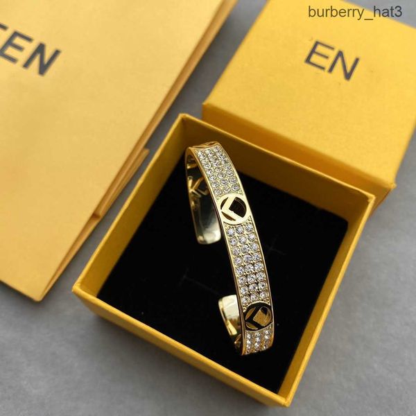 designer bracelets luxury bracelets for women classic brand rose gold bracelets openings with diamonds fashion jewelry new style personalize, Black
designer bracelets luxury bracelets for women classic brand rose gold bracelets openings with diamonds fashion jewelry new style personalize, Black