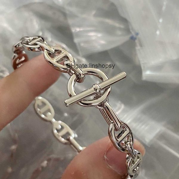 aher mas designer luxury brand enamel bracelet v gold love pig nose bracelet 18k white gold h full diamond set with q buckle fashion, Black
aher mas designer luxury brand enamel bracelet v gold love pig nose bracelet 18k white gold h full diamond set with q buckle fashion, Black