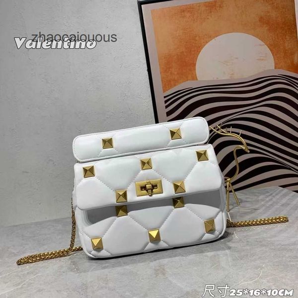 new valentins designer bags luxury handbags punk handbag rivet portable shoulder crossbody chain tb88
new valentins designer bags luxury handbags punk handbag rivet portable shoulder crossbody chain tb88