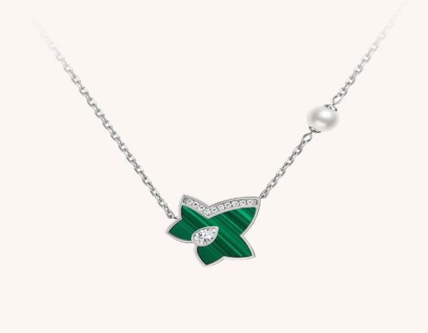 2022 new fashion leaves designer luxury pendant necklaces for women with shining crystal short chain choker sweet necklace jewelry8248029, Silver
2022 new fashion leaves designer luxury pendant necklaces for women with shining crystal short chain choker sweet necklace jewelry8248029, Silver